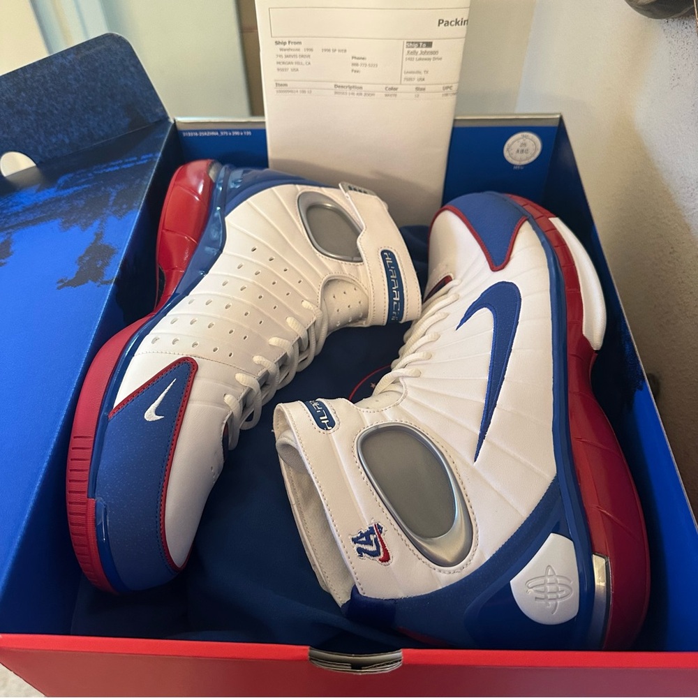🔥🔥Nike White Blue Red High-Top Basketball Sneakers🔥🔥SZ12